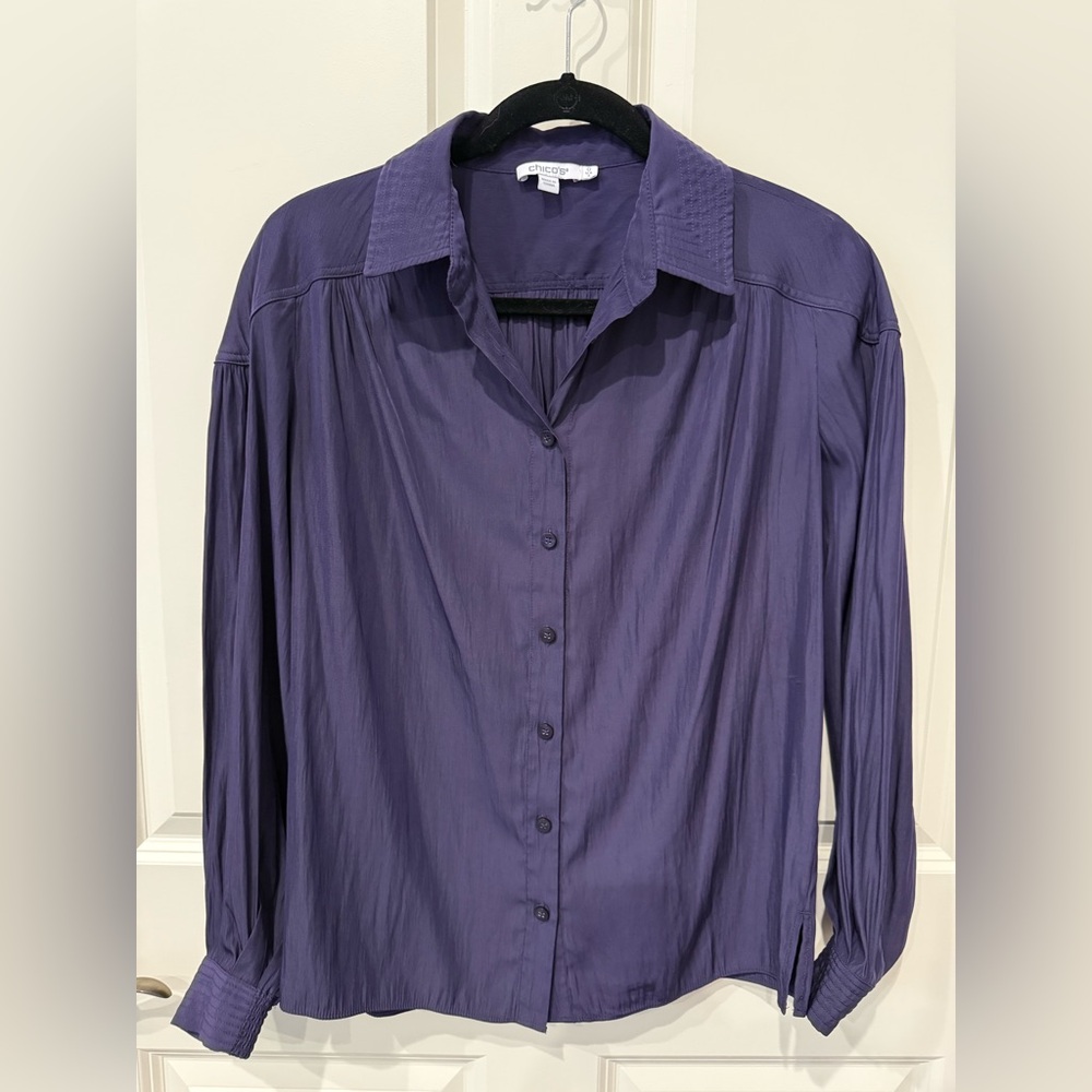 Chico’s dark Purple Women's button down blouse, size Chicos 0 (US 4), like new.